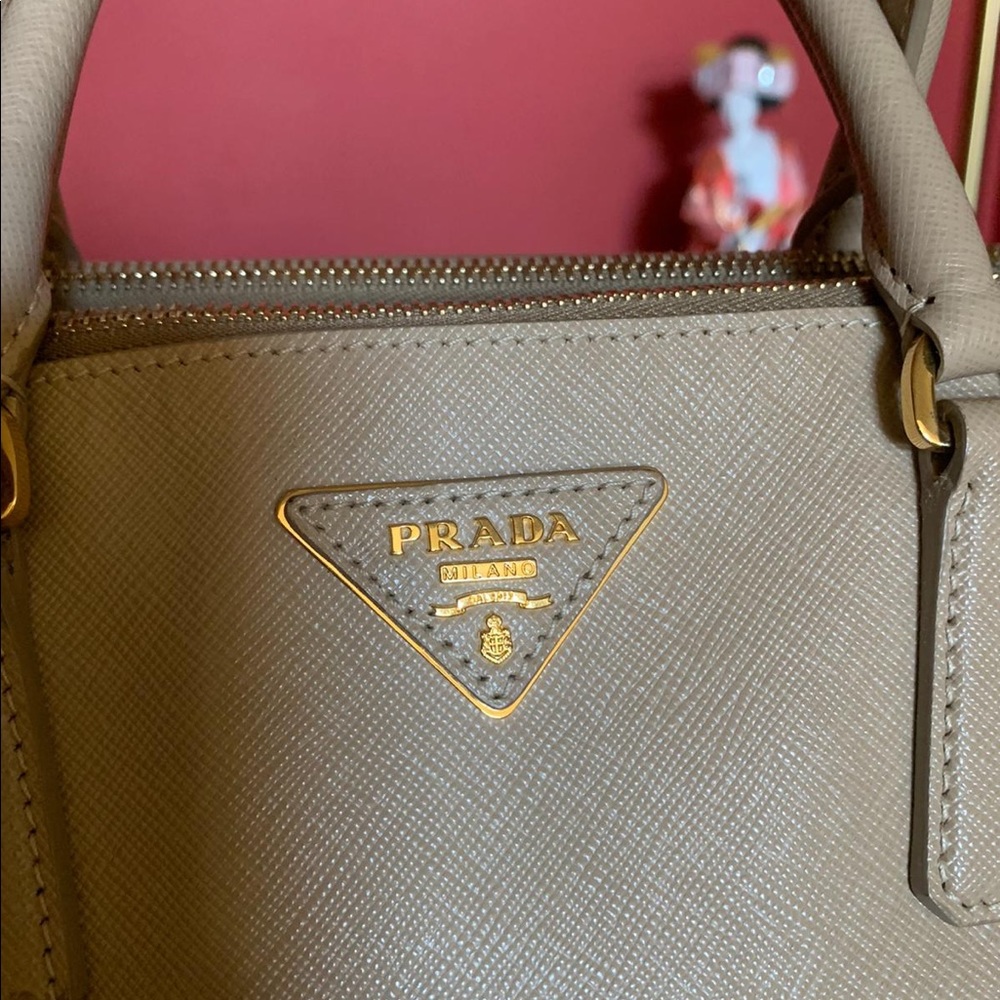 PRADA Galleria tote - Picture 4 of 16